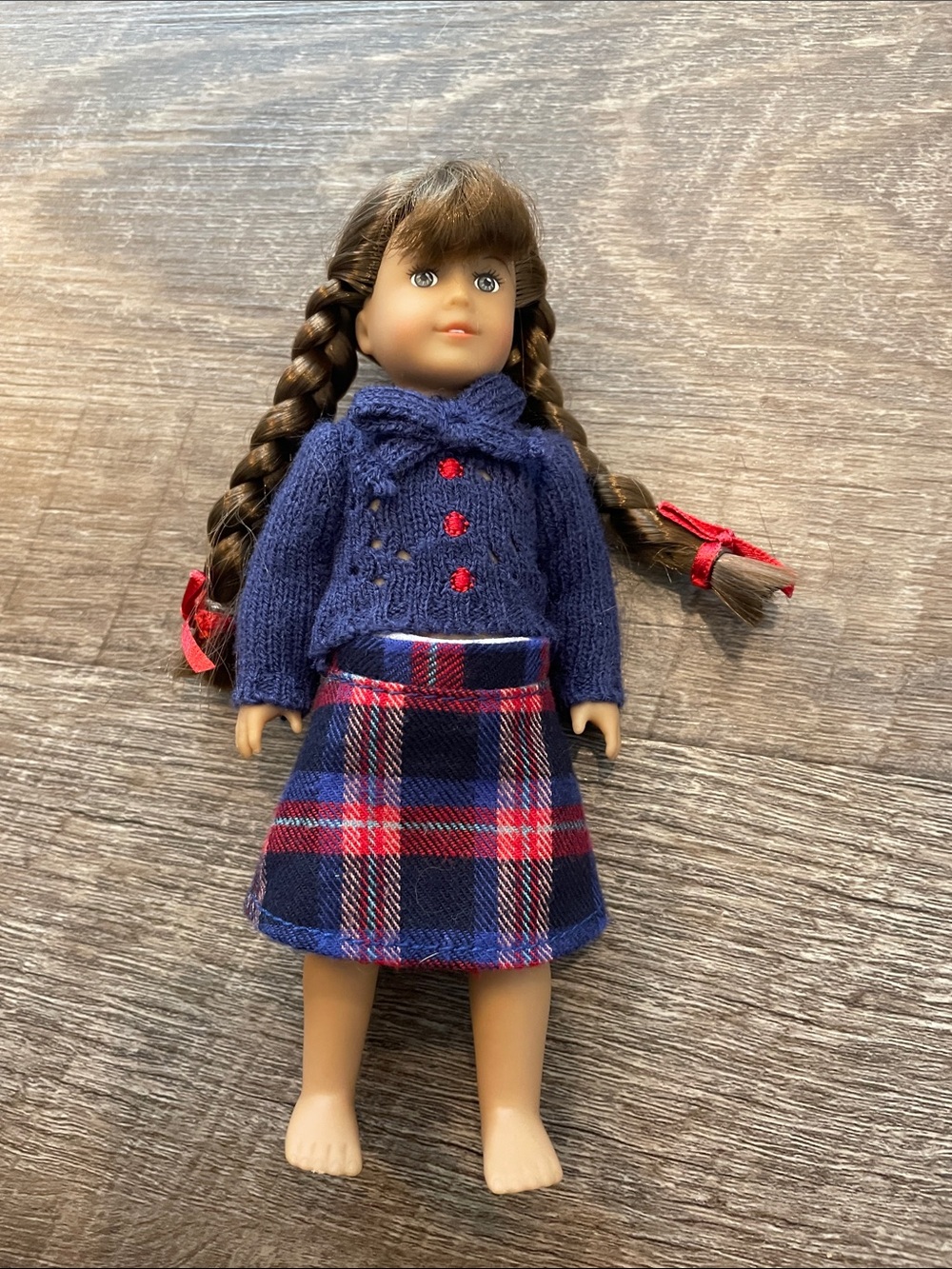American Girl Mini Molly Doll NO GLASES SHOES SOCKS